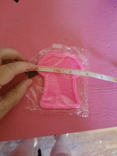 Load image into Gallery viewer, Scrub 2