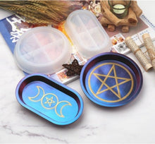 Load image into Gallery viewer, Moon Tray Mold