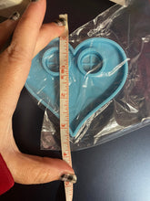Load image into Gallery viewer, Heart Mold