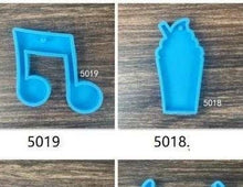 Load image into Gallery viewer, Keychain Molds 3