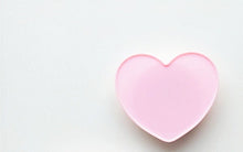 Load image into Gallery viewer, Set of 10 Heart Shaped Phone Grip