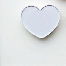 Load image into Gallery viewer, Set of 10 Heart Shaped Phone Grip