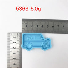 Load image into Gallery viewer, Truck