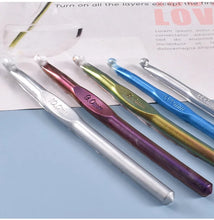 Load image into Gallery viewer, Crochet Hook